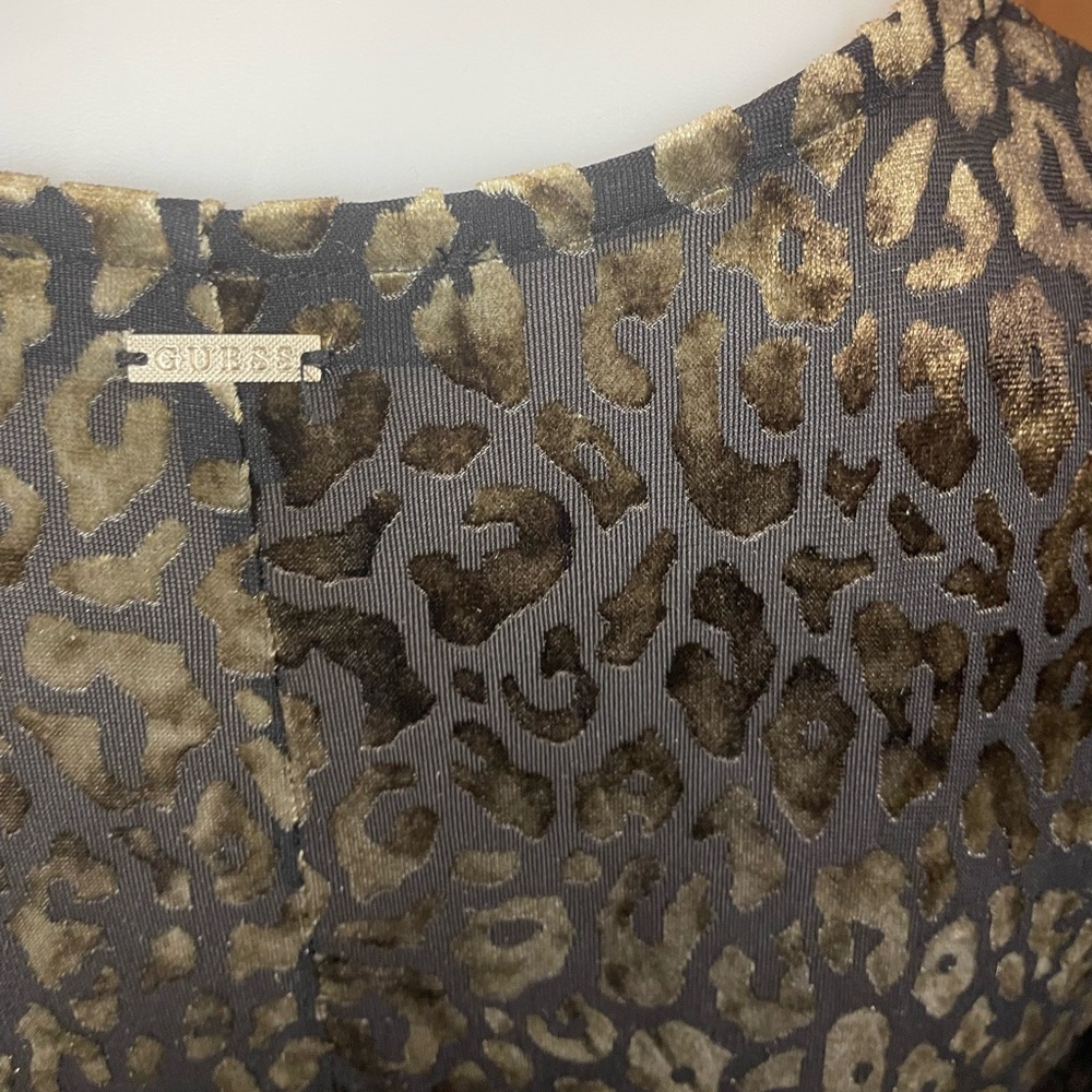 Guess Bodysuit Top Womens V-neck Leopard Print Velvet Sz XS Y2K 90s - Picture 9 of 13